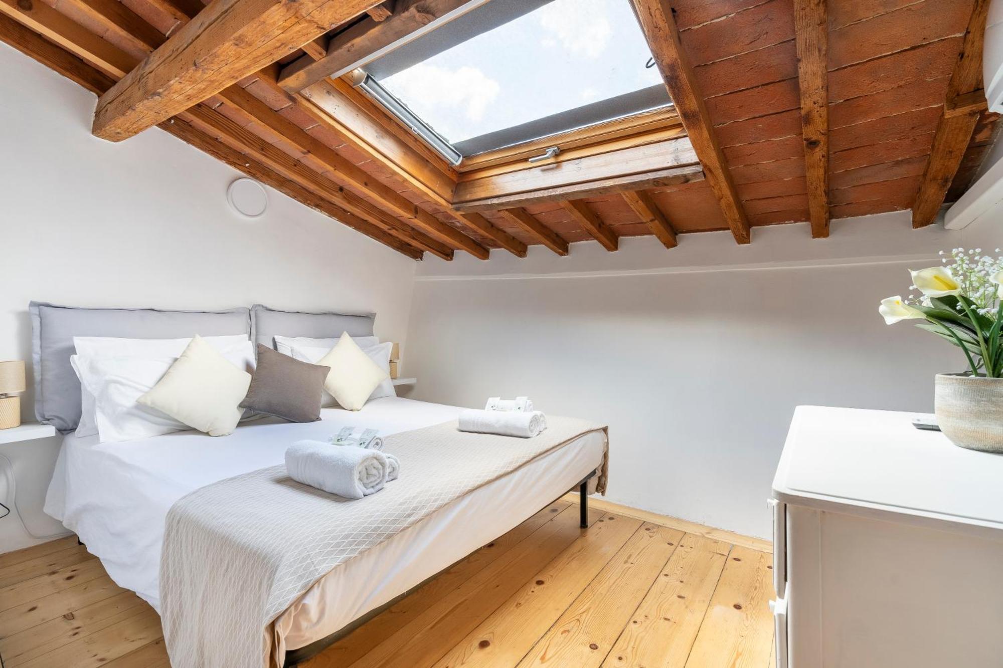 Piazza Santo Spirito Appartamento Con 2 Camere Matrimoniali 佛罗伦萨 外观 照片