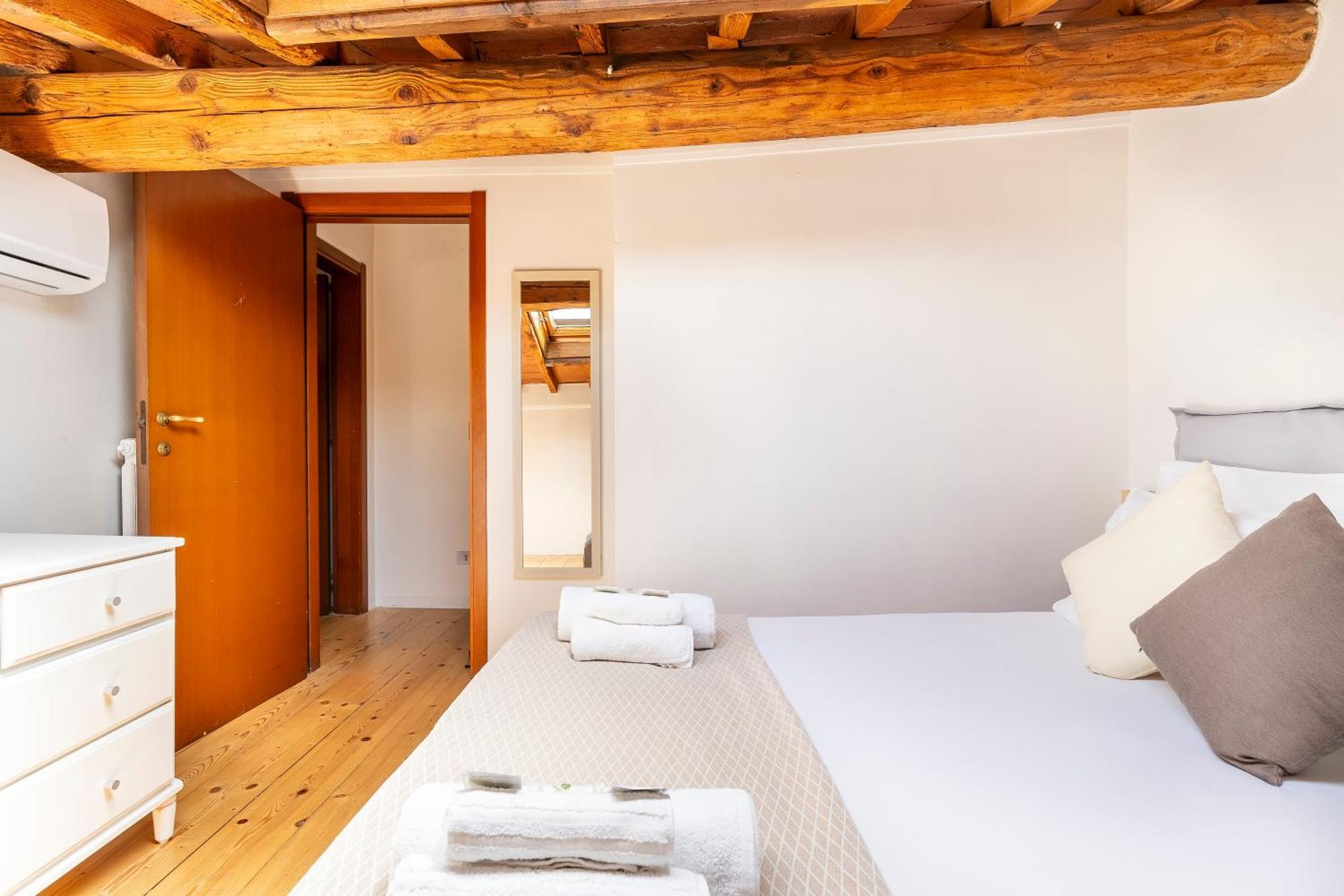 Piazza Santo Spirito Appartamento Con 2 Camere Matrimoniali 佛罗伦萨 外观 照片
